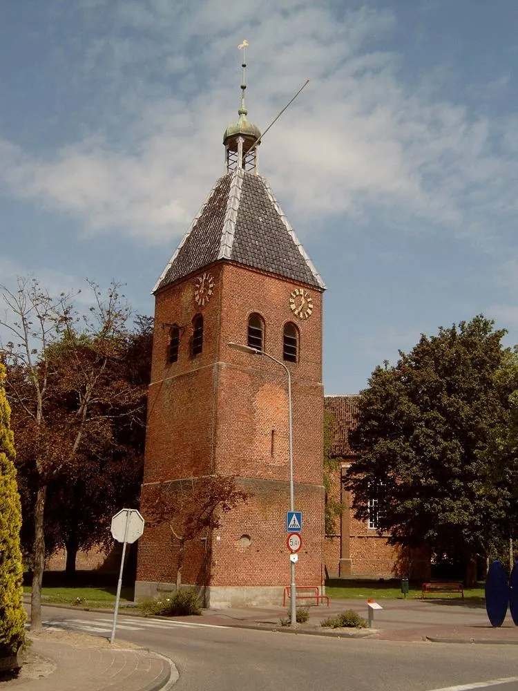 Beerta: Beerta, toren 2007-05-20 12.00